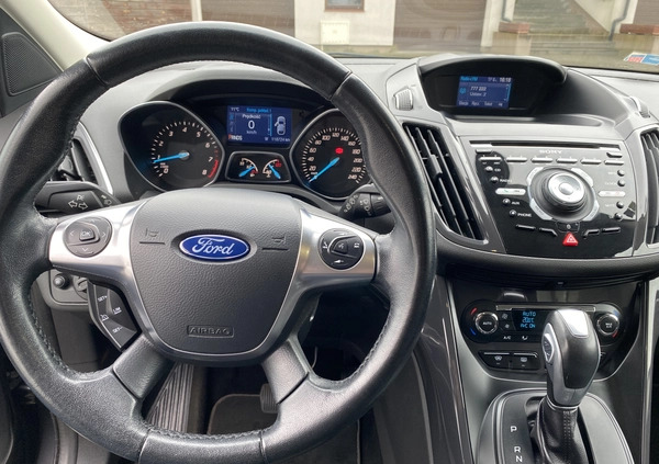 Ford Kuga cena 55000 przebieg: 118724, rok produkcji 2015 z Szczecin małe 667